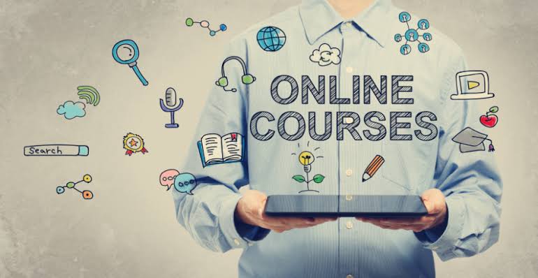 How to Build an Online Course From Scratch in 2026